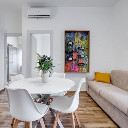 Ciampino Luxe -15Min Termini, Airport And Train Station - Apartman Kültér fotó
