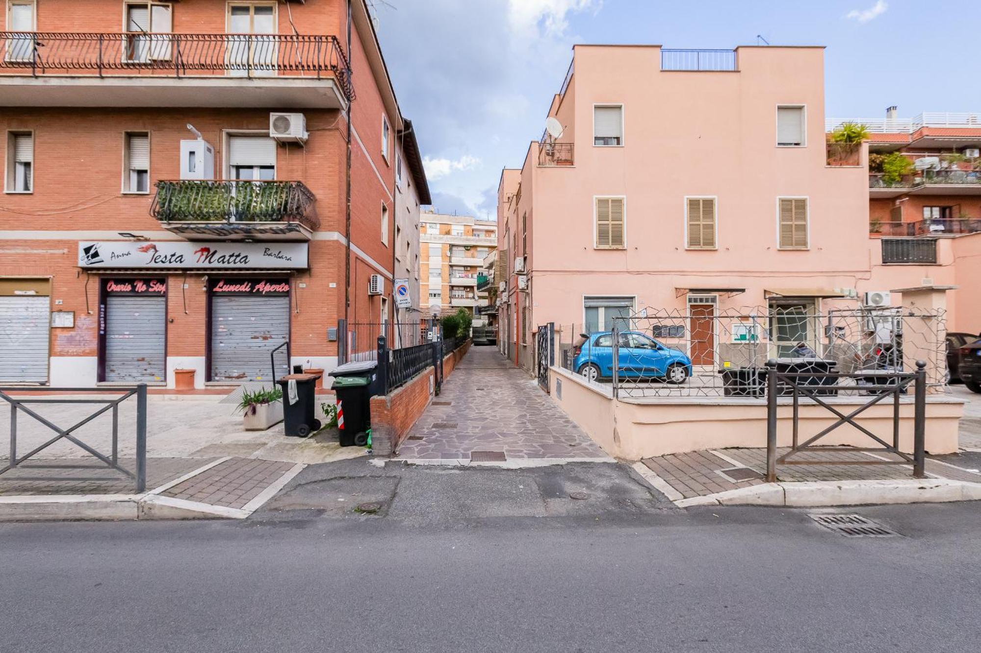 Ciampino Luxe -15Min Termini, Airport And Train Station - Apartman Kültér fotó